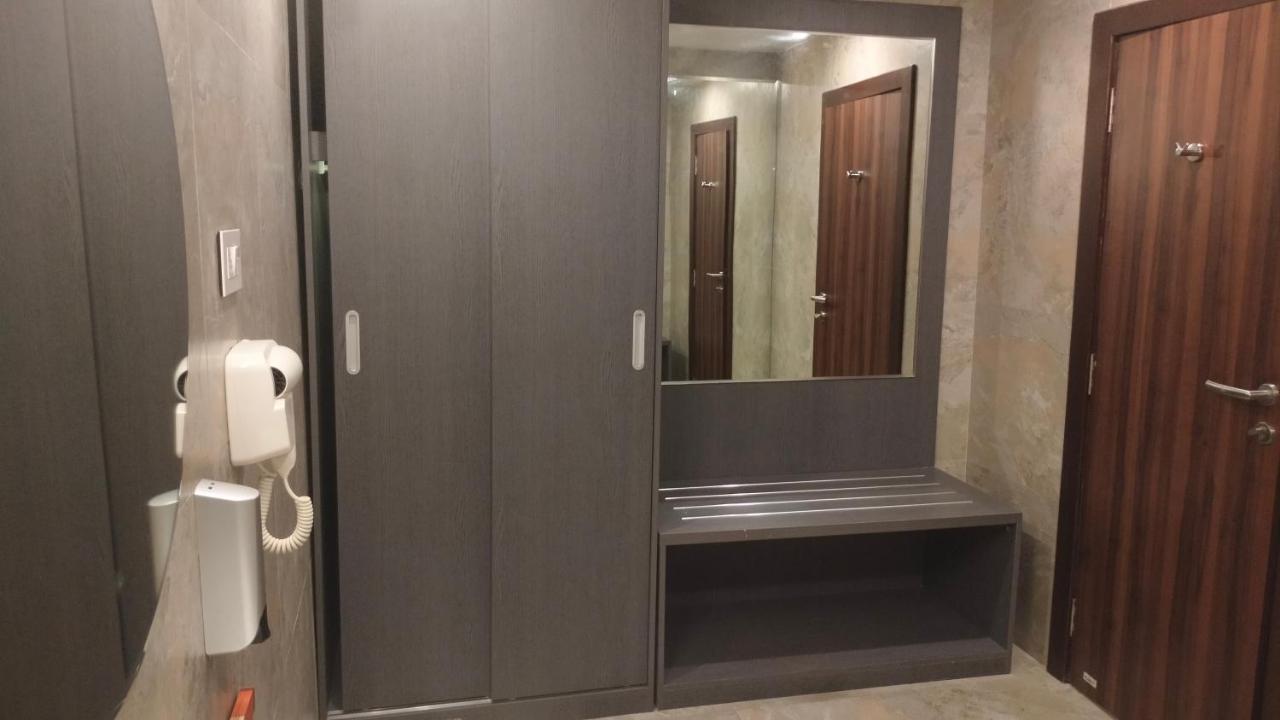 Hotel Asansol International Bagian luar foto